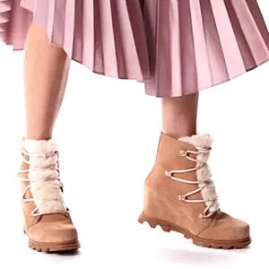 Sorel Joan of Arctic Wedge III Lace Cozy Size 6